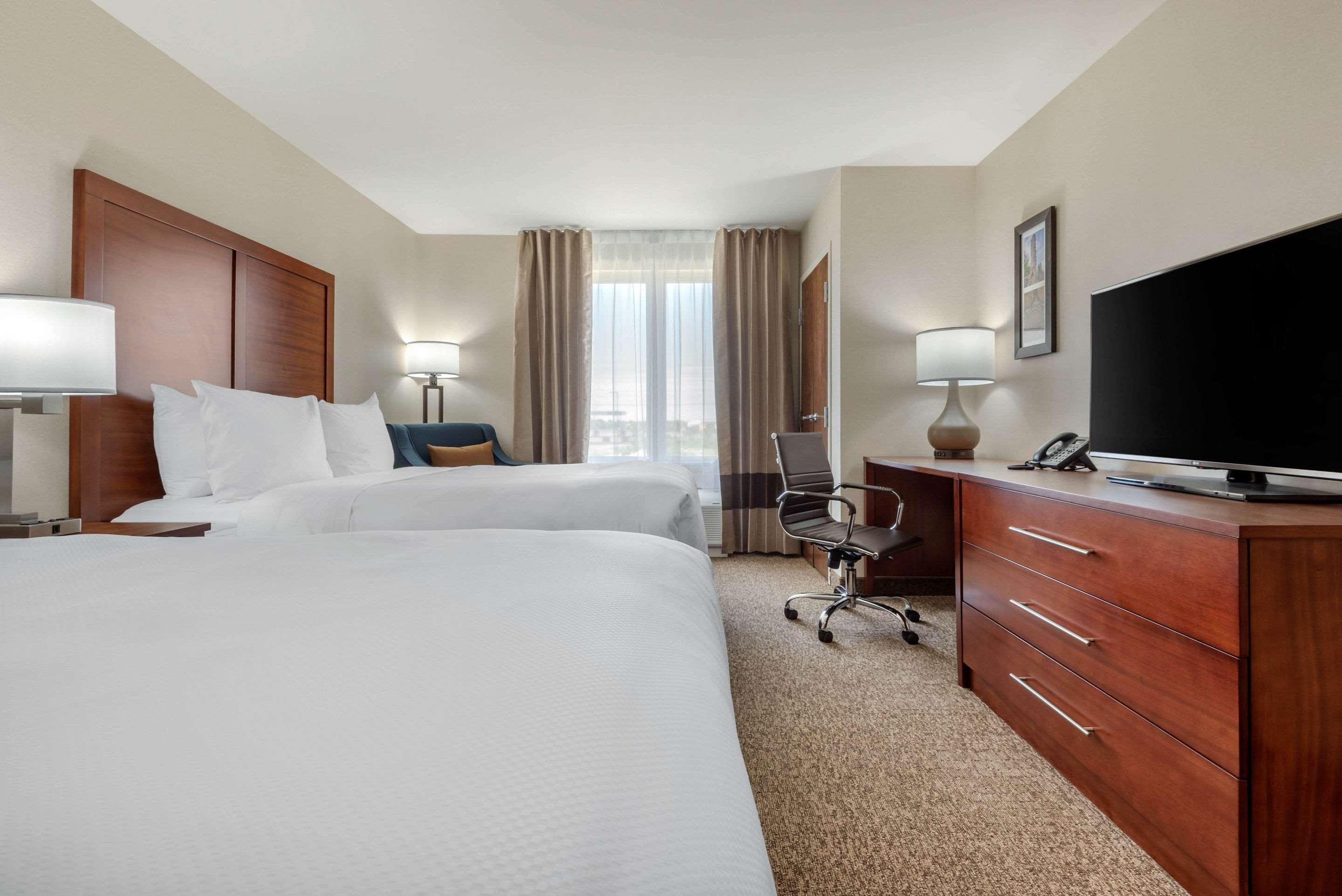 Comfort Inn & Suites Greater Napanee Exteriér fotografie