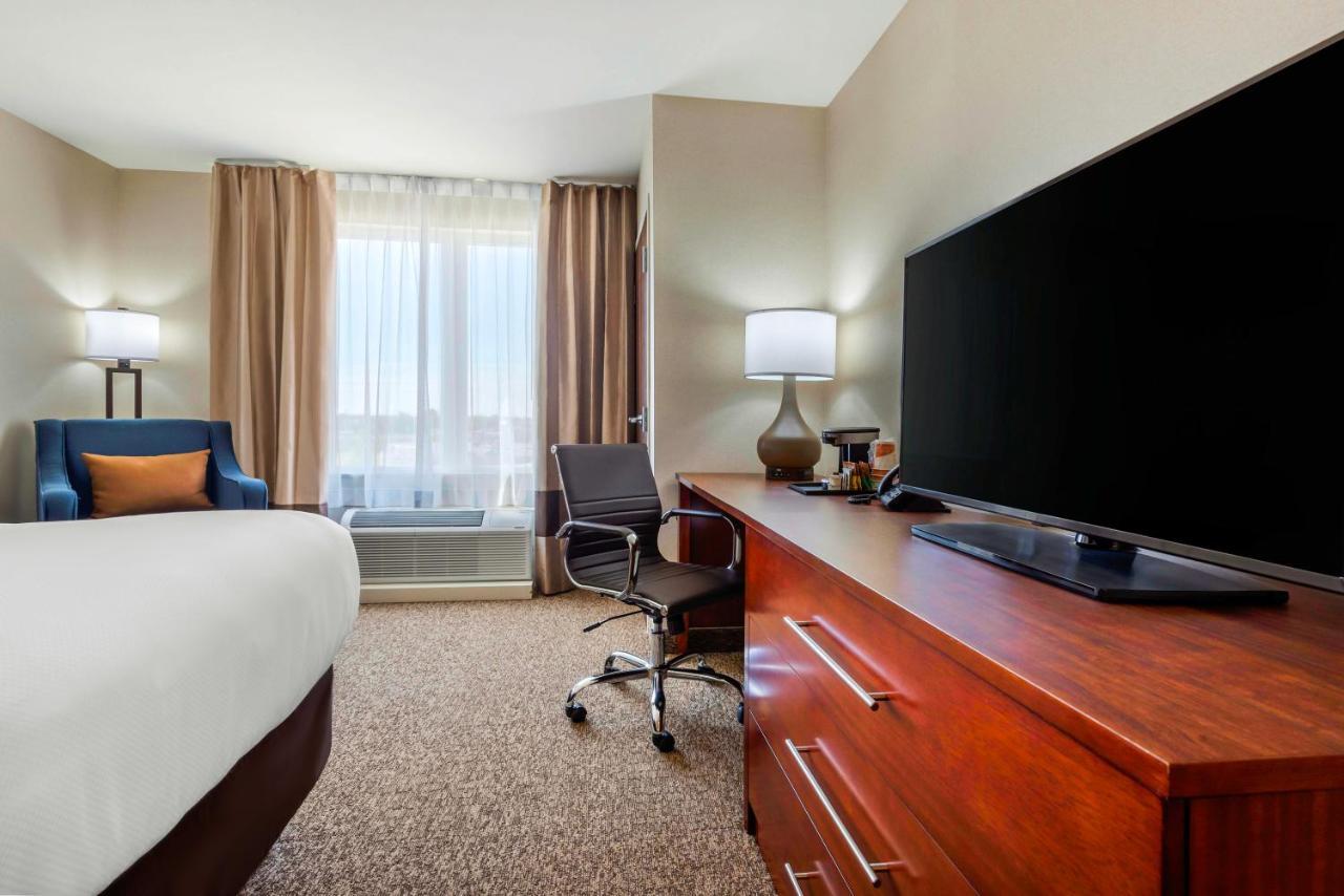 Comfort Inn & Suites Greater Napanee Exteriér fotografie